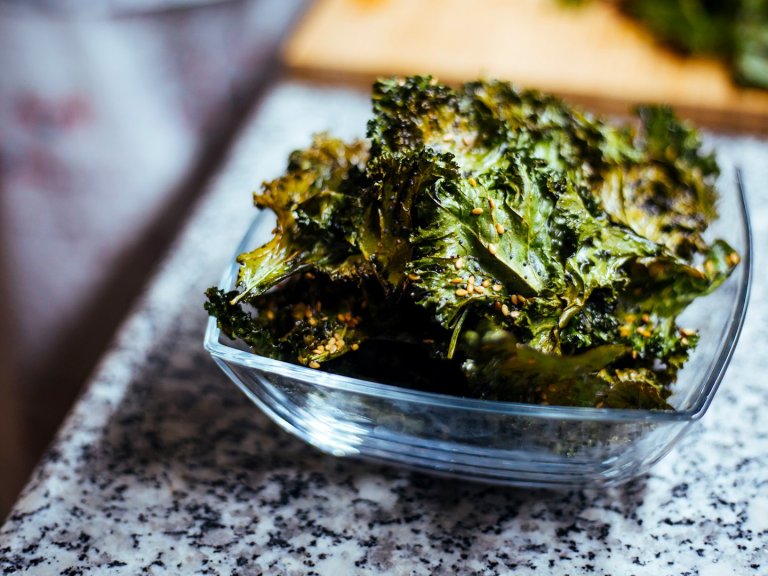 За мезе: Чипс от кейл