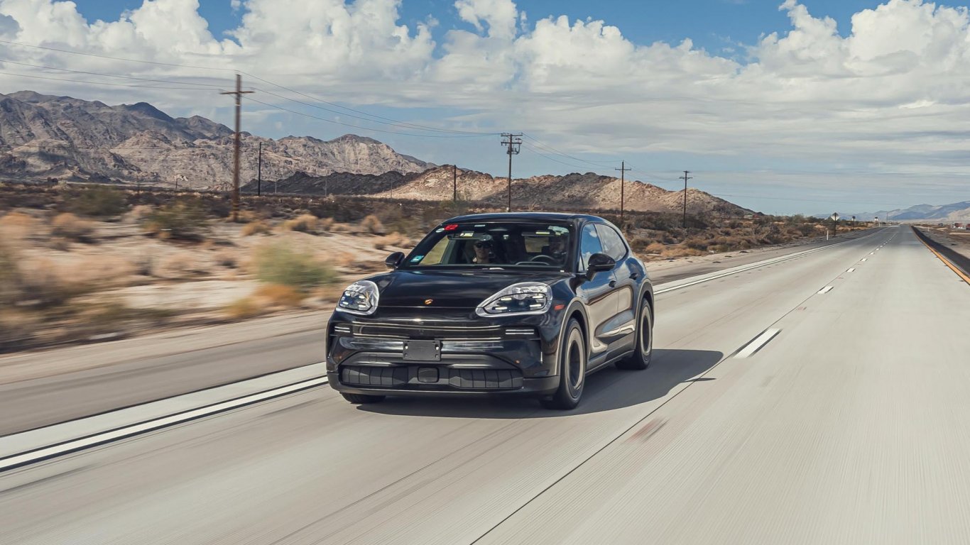 Новото Porsche Cayenne ще вдига 100 км/ч за 3 секунди