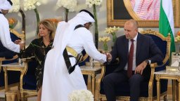 Посрещнаха с почести Румен Радев в Саудитска Арабия (снимки)