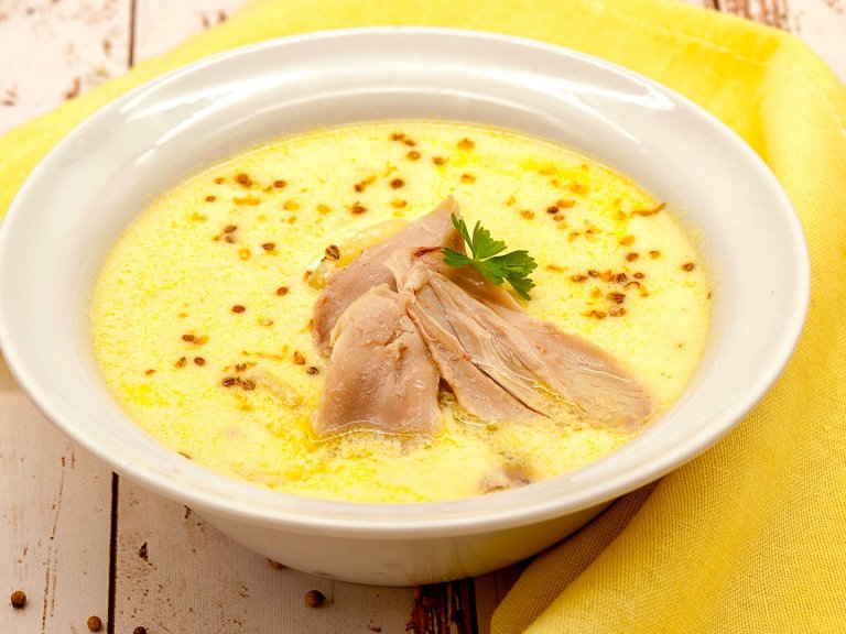 Гъста пилешка супа със сметана