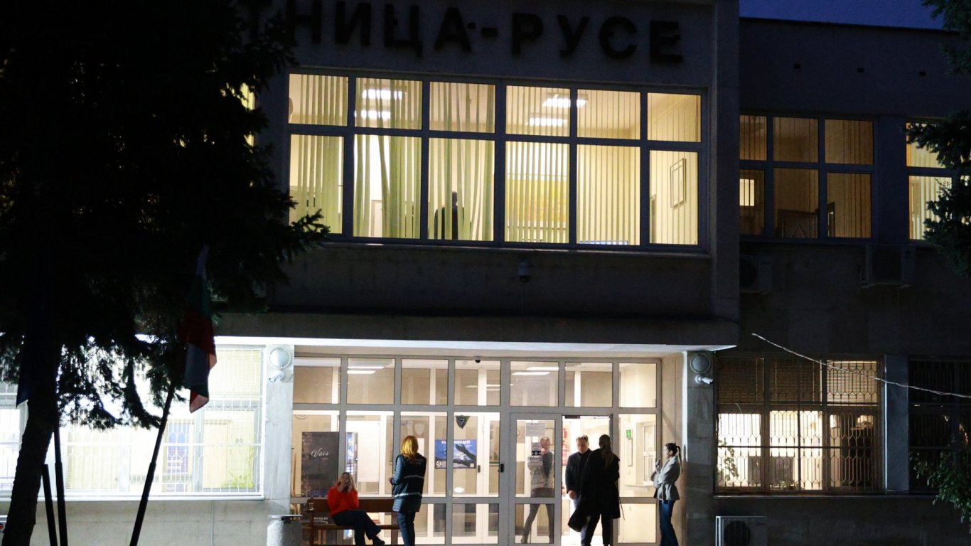 ГДБОП провежда акция в Агенция "Митници" в Русе
