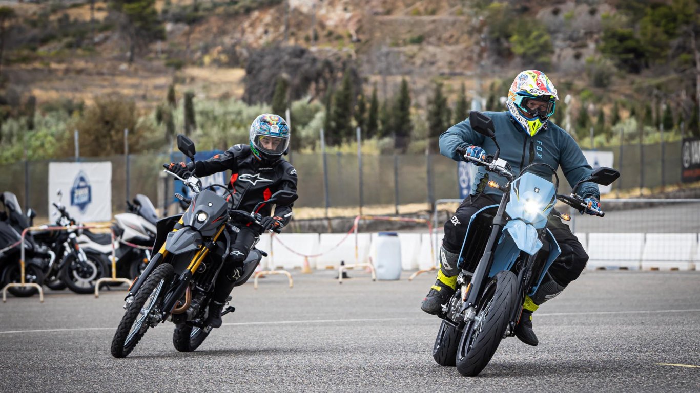 Suzuki обяви DR-Z4S и DR-Z4SM като заместители на DR-Z400S и DR-Z400SM