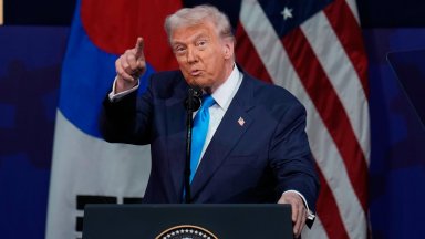 Тръмп е пратил свои хора при Путин и Зеленски, за да съгласуват мирния план