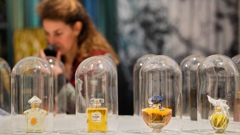 Изложба на аромати в Германия съчетава 1000 години ухания с изкуство и история