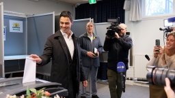 Изненадващ победител на предсрочните избори в Нидерландия