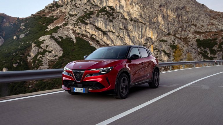 Alfa Romeo пуска специална серия на Junior