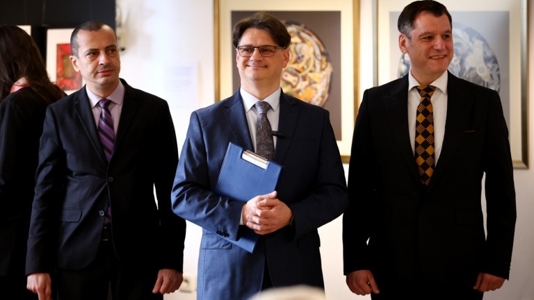 Мариан Бачев вярва, че съвременните будители могат да ни "споят" в едно цяло