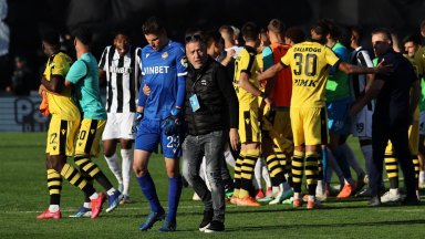 Собственикът на "Ботев" за инцидента: Наумов е с комоцио, нямаше как да продължи