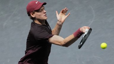 Синер даде само гейм на Зверев, казахстанец е последното препятствие в Париж