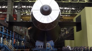 Русия пусна на вода нова атомна подводница, носеща суперторпеда "Посейдон" (видео)