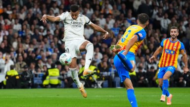 Головата машина Мбапе добави още два на сметката си при лесна победа в Мадрид