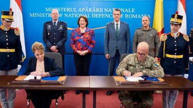 Румъния получава 18 употребявани изтребителя F-16 от Нидерландия за 1 евро