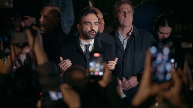 Ню Йорк избира кмет, социалистът мюсюлманин Зохран Мамдани е категоричният фаворит