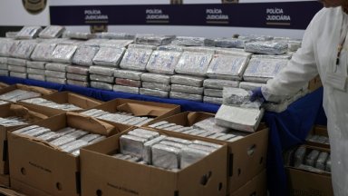 Португалия залови наркоподводница с над 1,7 тона кокаин на борда