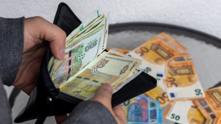 Ден преди края: Всеки четвърти лев не е обменен в евро