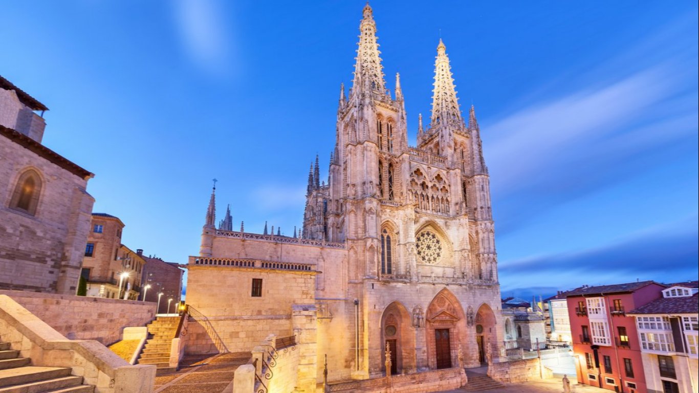  Вижте историята на човека в Бургос, Испания