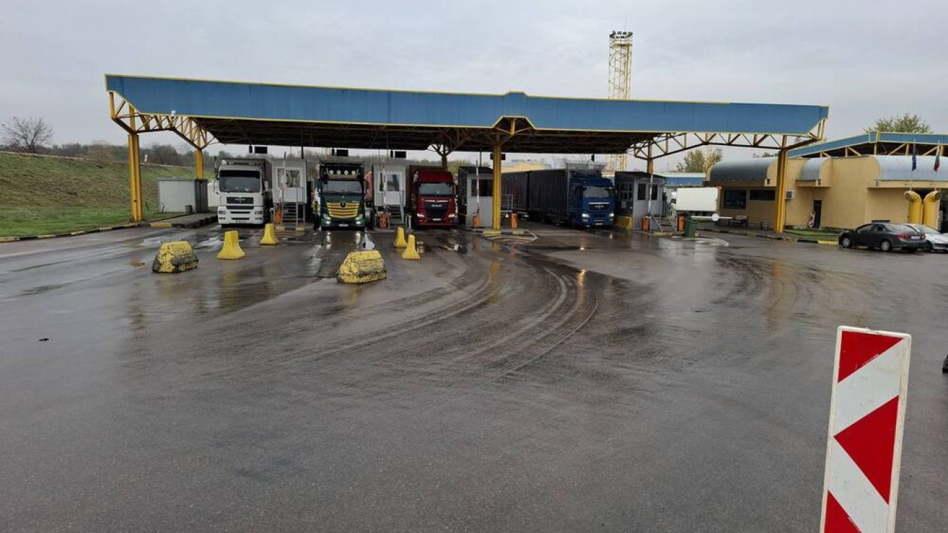 Служители на Гранична полиция – Русе неутрализираха схема за телефонни