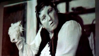 В Асеновград вече има паметна плоча на актрисата Надя Тодорова