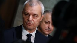 Костадинов за случая "Петрохан": Започнаха да се появяват имена на влиятелни политици от ПП-ДБ