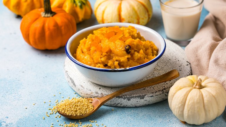 Каша от просо с тиква и кокосово мляко