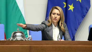 Желязков, Зафиров и Караджов не се появиха в НС, блицконтролът бе отложен със седмица