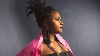 Световноизвестната джаз певица Лиз Райт засажда дърво в Пловдив