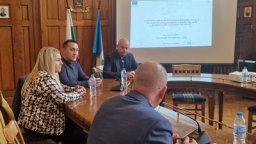 Железопътна линия ще свърже летище Пловдив с Централна гара