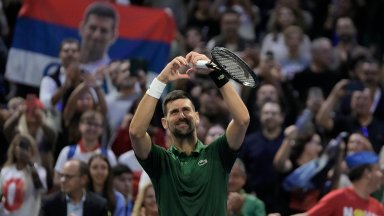 Джокович е на финал в Атина без загубен сет