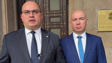 "Възраждане" сезира Конституционния съд и заради промените в Законите за ДАР и ДАТО