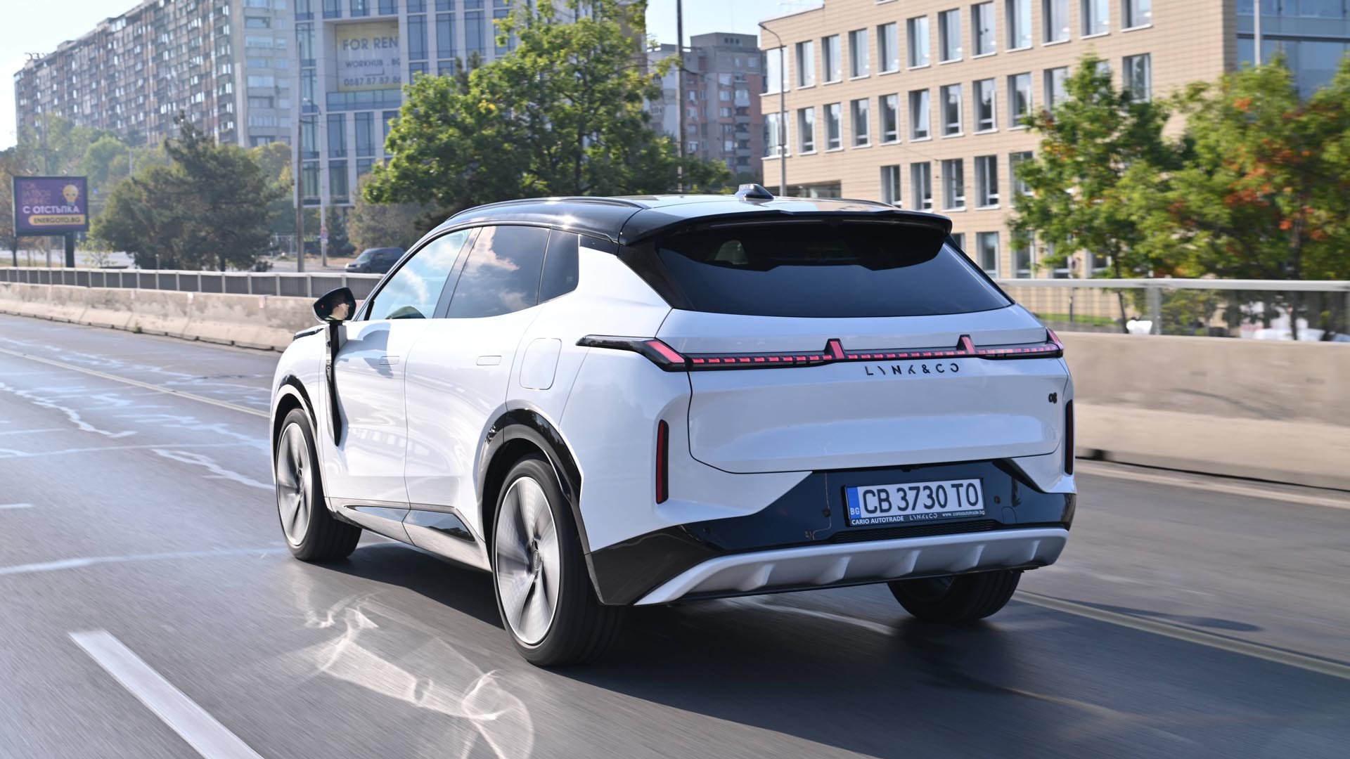 Lynk & Co 08