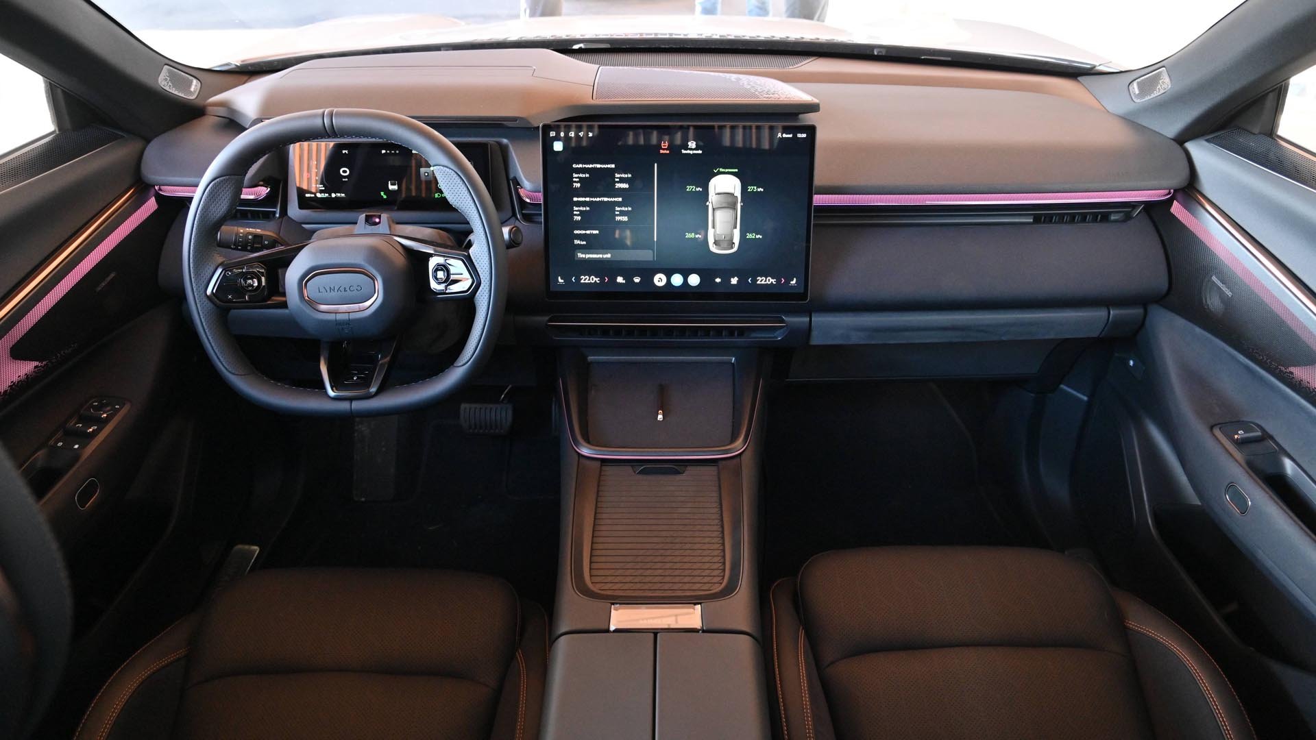 Lynk & Co 08