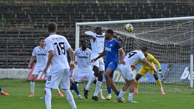 Славия продължи силната си серия с късен обрат