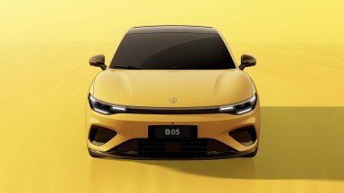 Хечбекът Leapmotor B05 ще дойде в Европа догодина