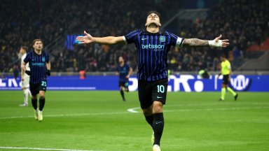 Интер и Рома се възползваха от грешката на шампиона и окупираха челото в Италия