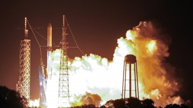 Космическата компания на Джеф Безос не успя да изстреля ракетата "Ню Глен"