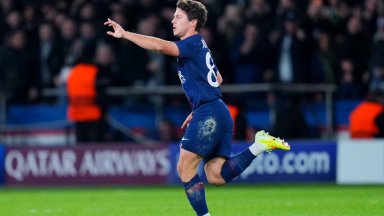 ПСЖ съсече Лион с португалски гол в добавеното време и остана на върха