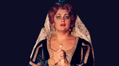 Напусна ни оперната прима Стефка Евстатиева 