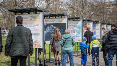 "Шофирай със сърце и разум" - една изложба с кауза в Пловдив