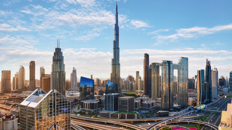 ОАЕ запазват "пълно право" на отговор, Бахрейн осъди атаките като "коварни"