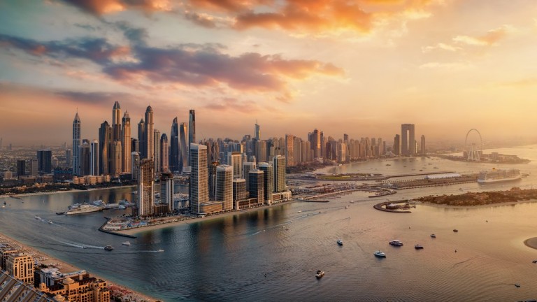 Защо Обединените арабски емирства са най-желаната дестинация в края на 2025 г.?