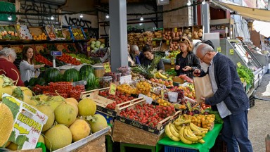 Гърция отчита най-ниската инфлация при храните сред страните от ЕС
