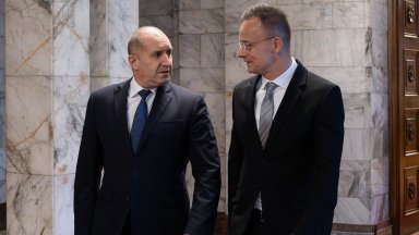 Радев обсъди с дипломат №1 на Унгария енергийните доставки и договорената дерогация