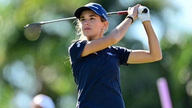 Фалстарт за внучката на Тръмп в дебютния турнир в голфа
