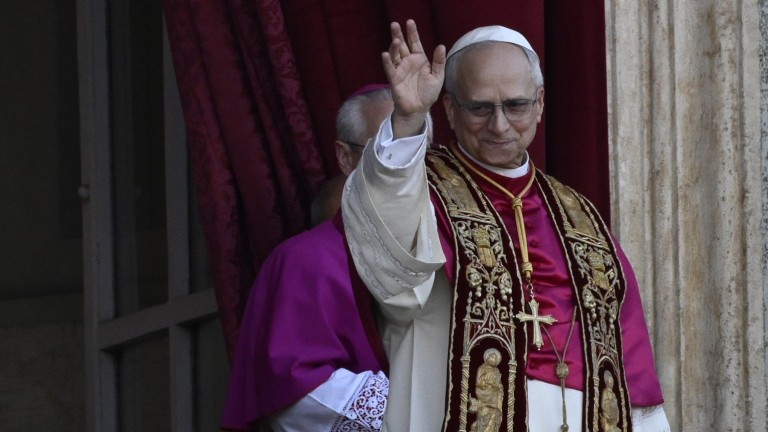 Ватиканът върна 62 артефакта на коренното население на Канада