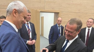 Костадин Костадинов: Медведев ми каза, че ако има иск срещу България, "Лукойл" ще го спечели