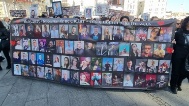 "63 сенки ви следват": "Марш на ангелите" в Скопие за загиналите в дискотека "Пулс" (снимки)