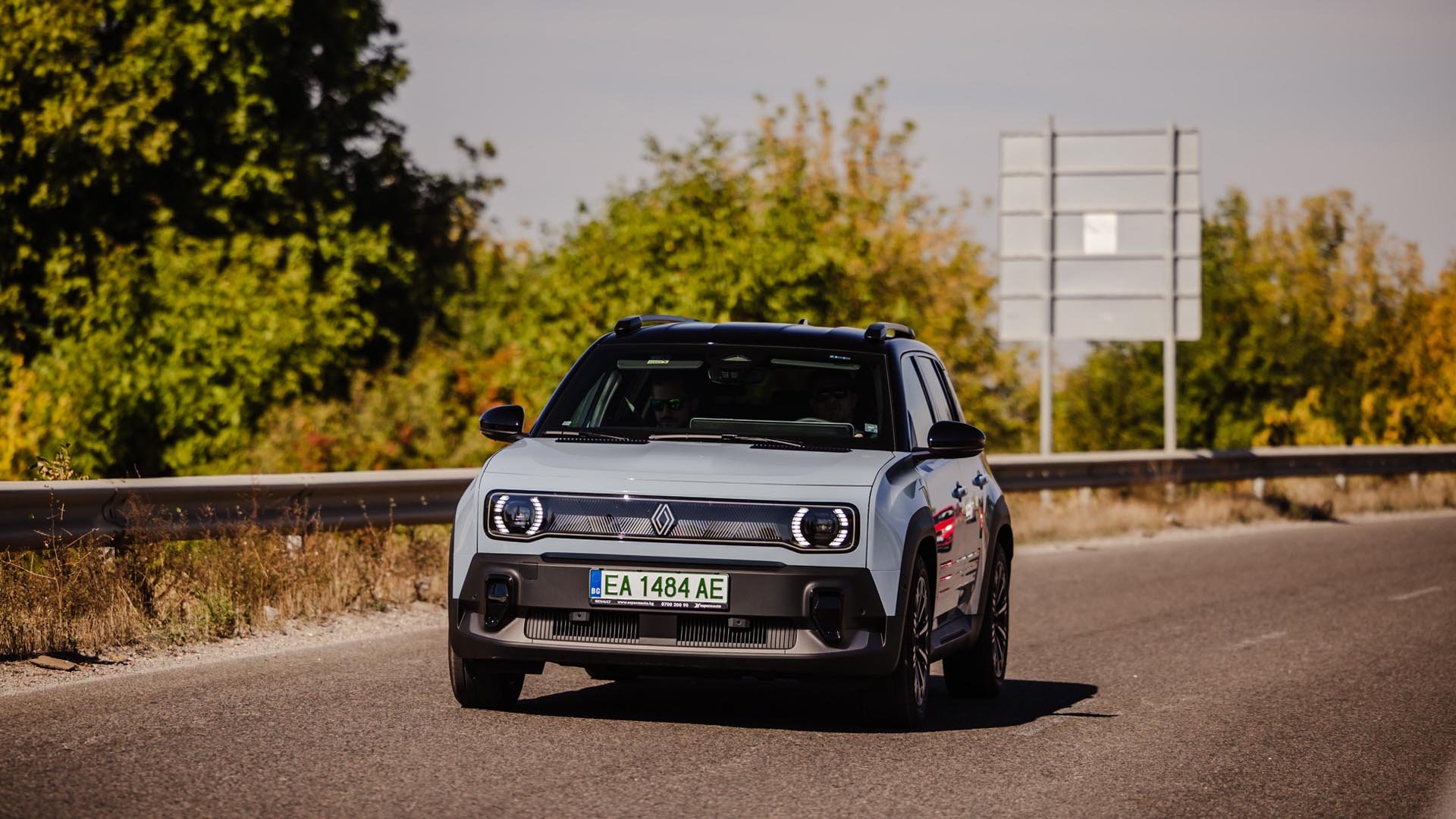 Renault 4 E-Tech electric
