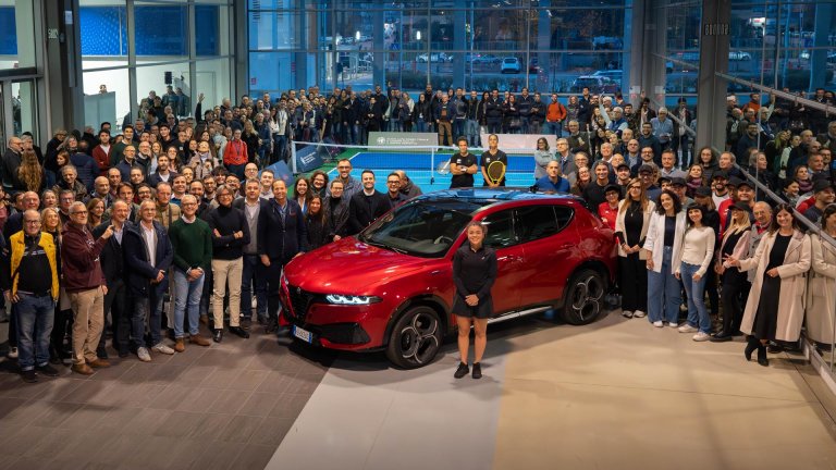 Тенисистката Жасмин Паолини стана посланик на новата Alfa Romeo Tonale 