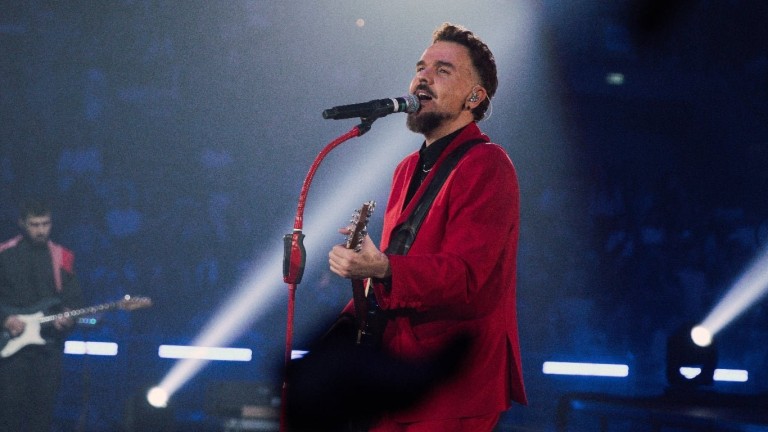 Концертът на Графа в Арена 8888 София: 26 абсолютни хита, певец и публика, които не искаха вечерта да свършва