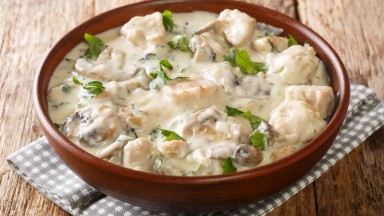 Стъпка по стъпка: Как да си приготвите истинско фрикасе по френска рецепта